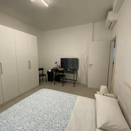 Ferravilla 15 - Camere Grandi * Reggio Emilia
